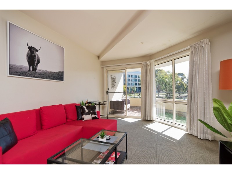 6/10 Dominion Circuit, Forrest ACT 2603