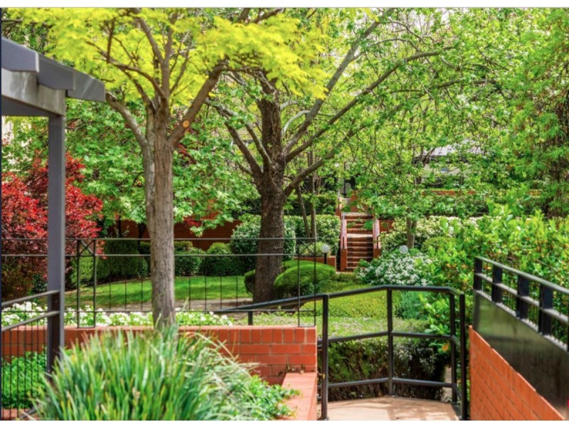 6/10 Dominion Circuit, Forrest ACT 2603