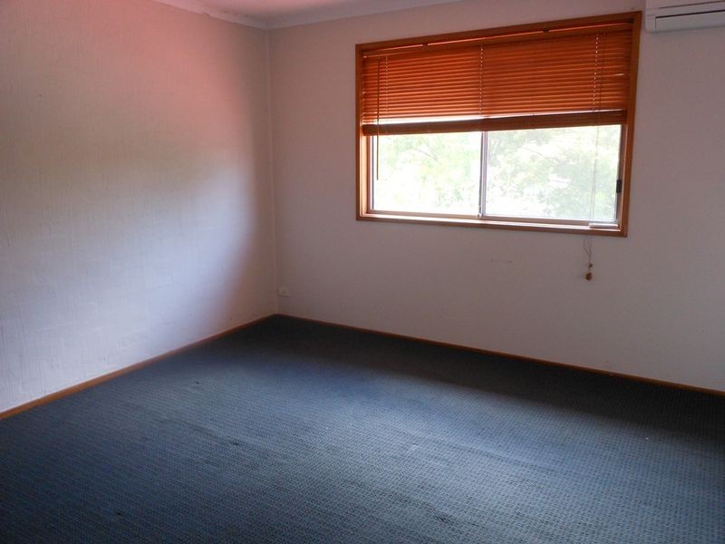 5 Dods Place, Greenway ACT 2900