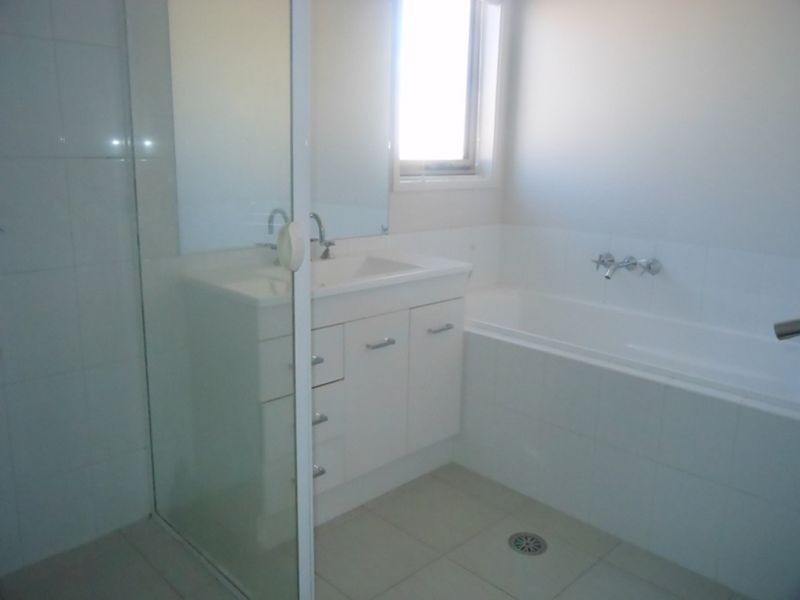 2 Toft Street, Dunlop ACT 2615