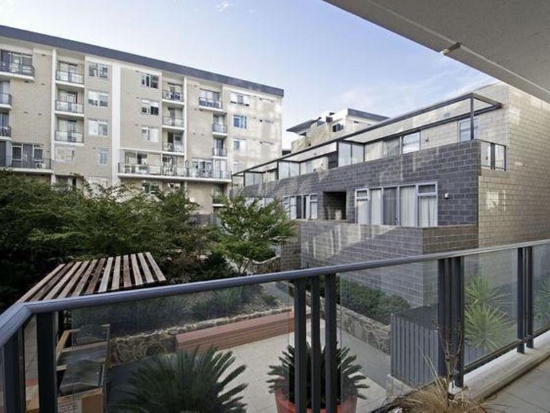 14/2 Edinburgh Street, City ACT 2601