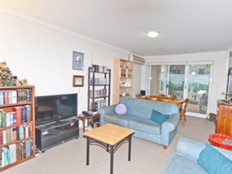 2/9 Howitt Street, Kingston ACT 2604