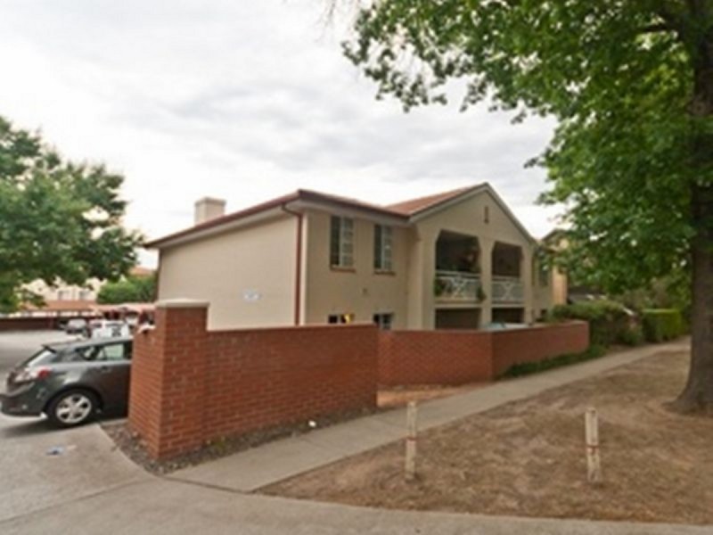 2/9 Howitt Street, Kingston ACT 2604