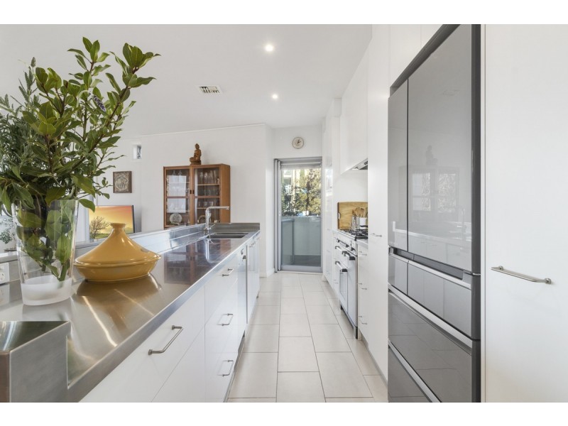 14/15 Empire Circuit, Forrest ACT 2603