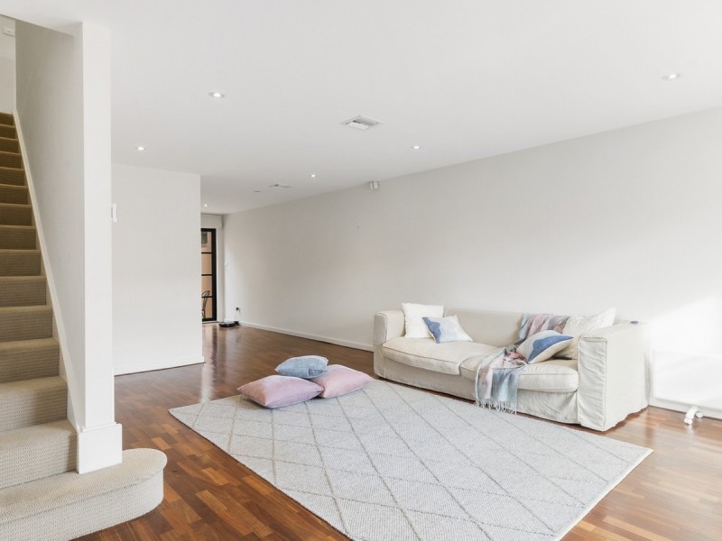 13/72 Canberra Avenue, Griffith ACT 2603