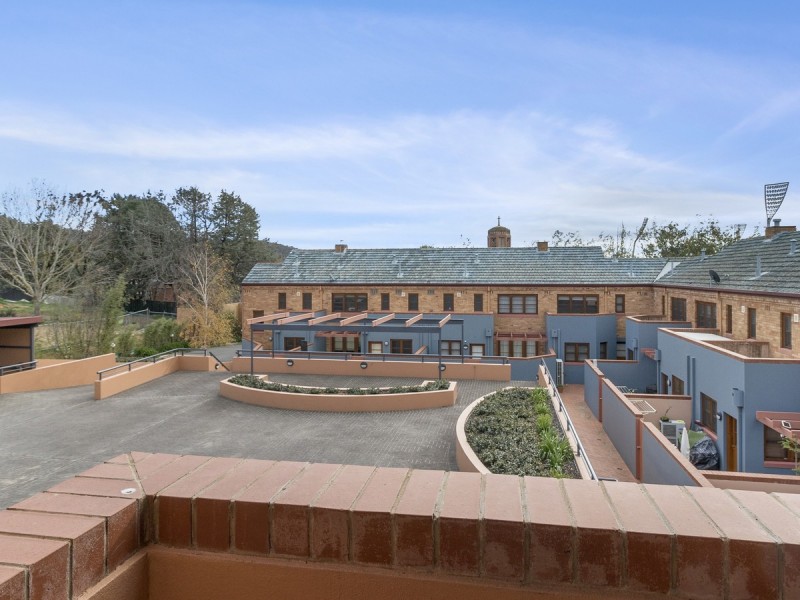 13/72 Canberra Avenue, Griffith ACT 2603