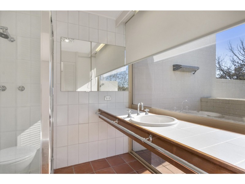 18 Gosse Street, Kingston ACT 2604