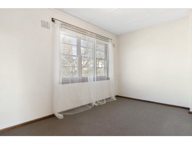 29 Vaughan Gardens, Narrabundah ACT 2604