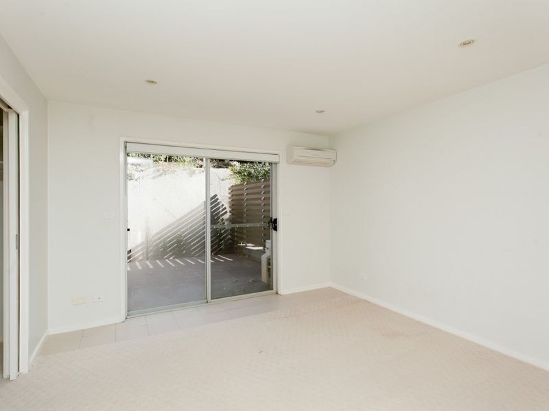 40/40 Canberra Avenue, Forrest ACT 2603