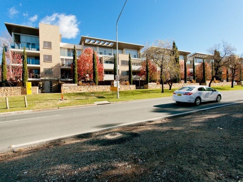 40/40 Canberra Avenue, Forrest ACT 2603