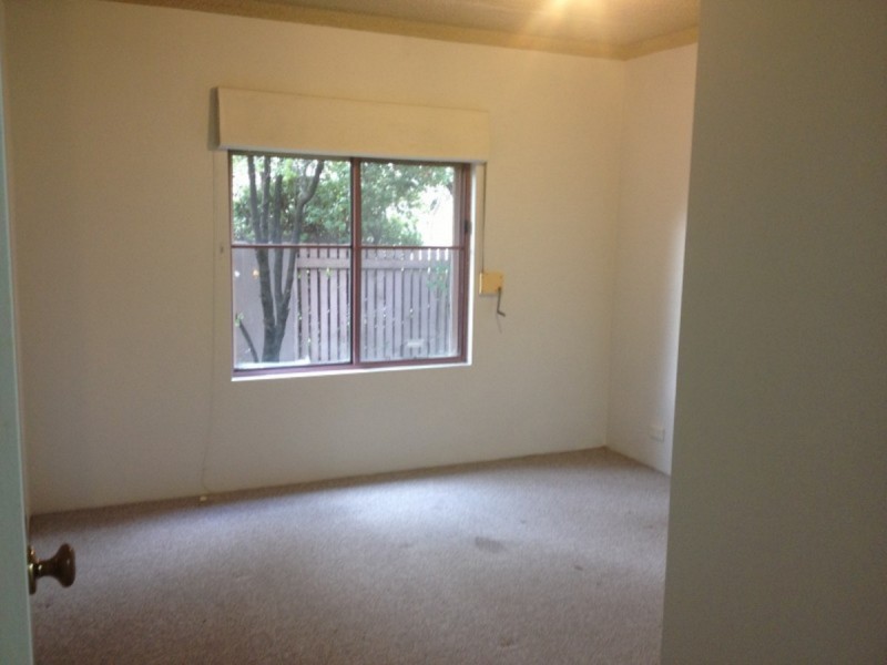 2/15 Howitt Street, Kingston ACT 2604