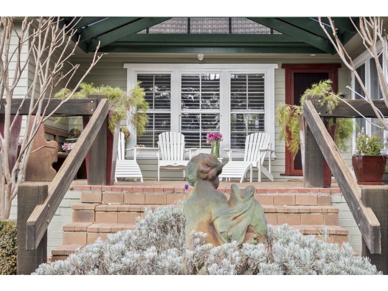 51 Endeavour Street, Red Hill ACT 2603