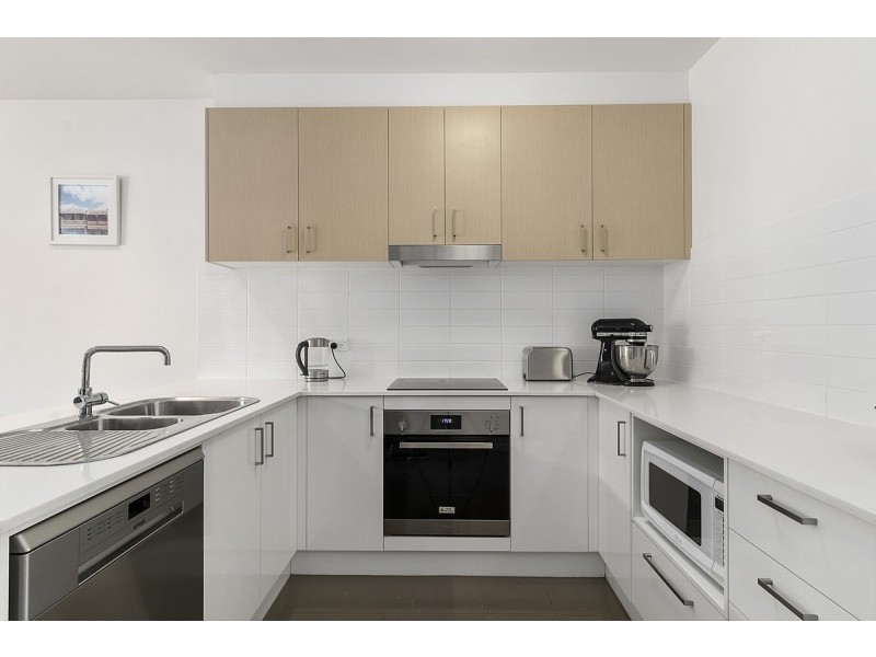 69/39 Jerrabomberra Avenue, Narrabundah ACT 2604