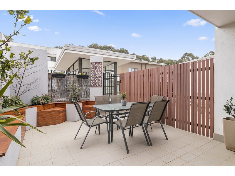 69/39 Jerrabomberra Avenue, Narrabundah ACT 2604