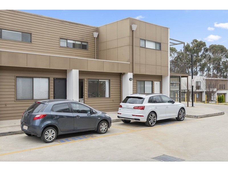 69/39 Jerrabomberra Avenue, Narrabundah ACT 2604