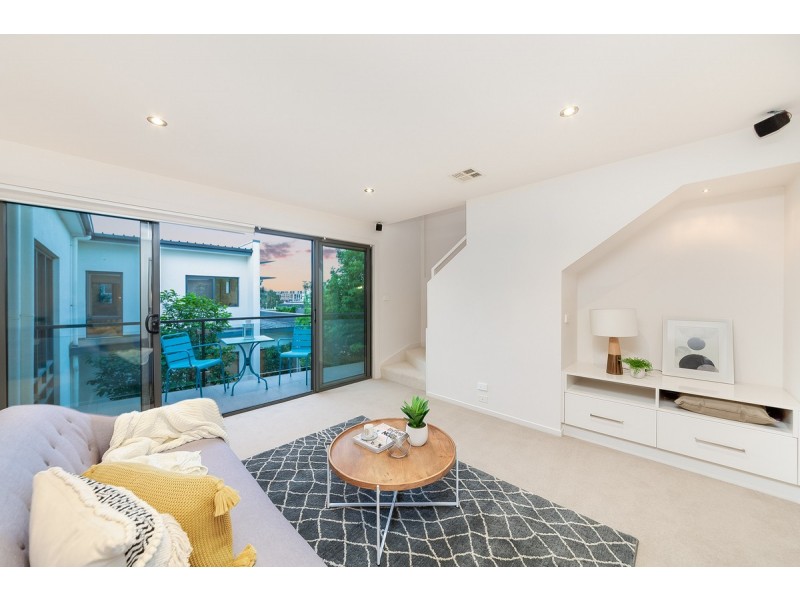 9 Waygoose Street, Kingston ACT 2604