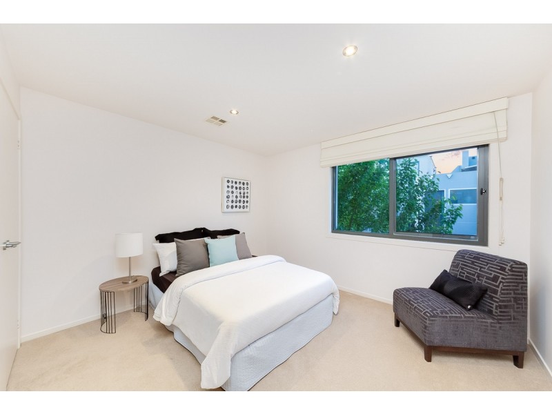 9 Waygoose Street, Kingston ACT 2604