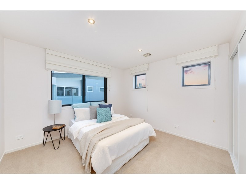 9 Waygoose Street, Kingston ACT 2604