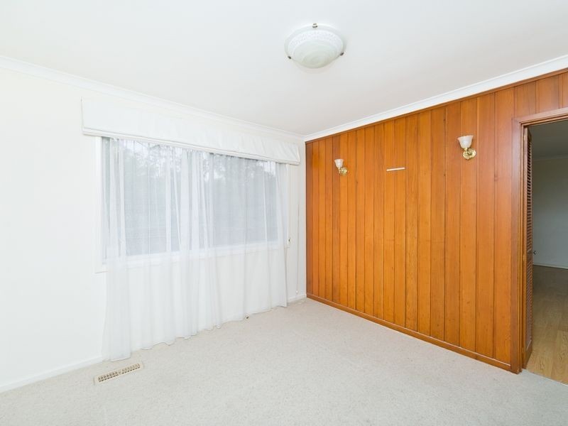 3 Hawkesbury Crescent, Farrer ACT 2607