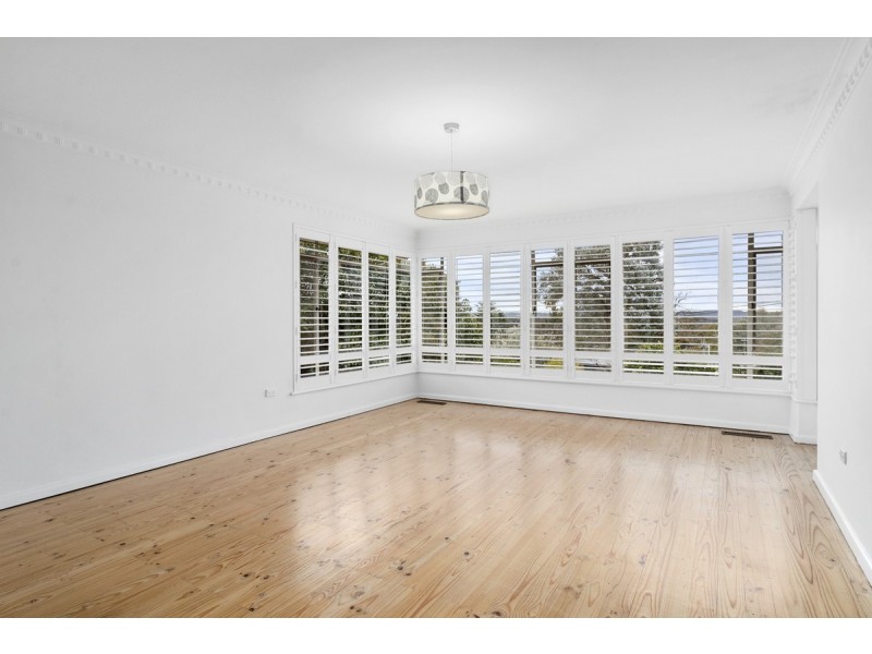 19 Beauchamp Street, Deakin ACT 2600