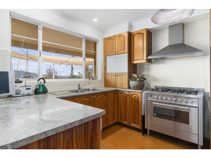 19 Beauchamp Street, Deakin ACT 2600