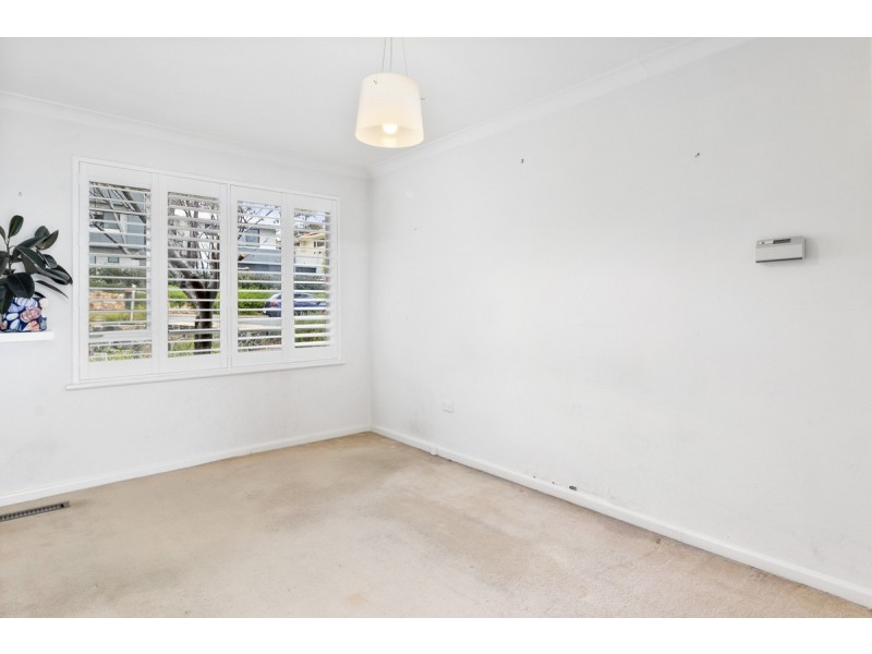 19 Beauchamp Street, Deakin ACT 2600