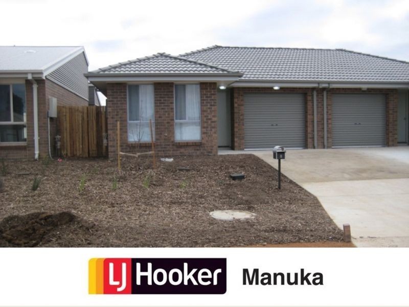 8 Herring Place, Macgregor ACT 2615