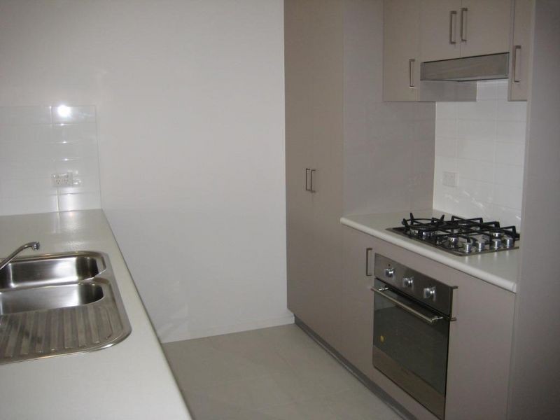 8 Herring Place, Macgregor ACT 2615