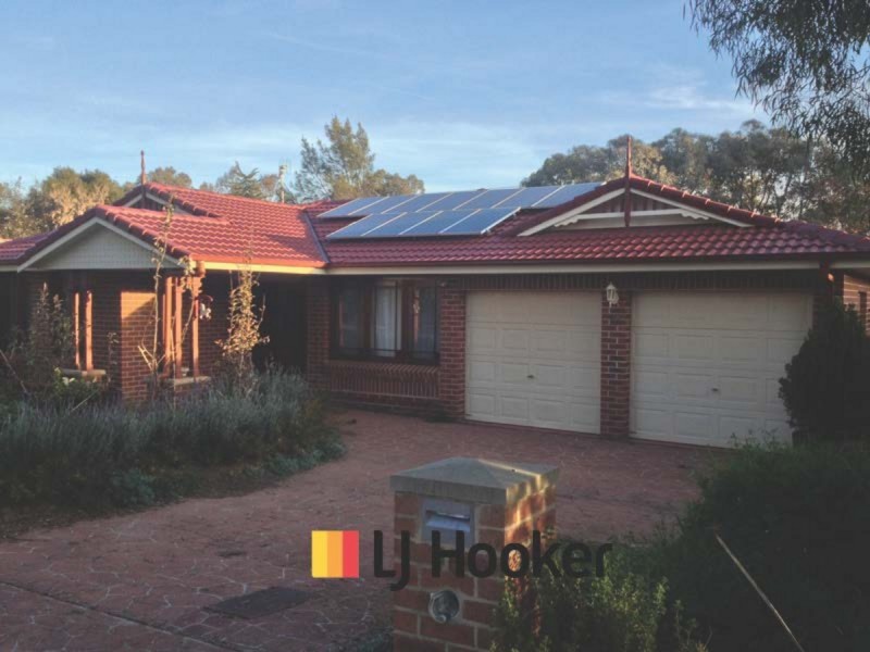 15 Macedon Crescent, Palmerston ACT 2913