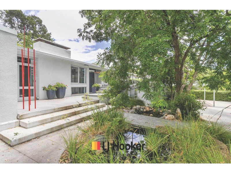 7 Canterbury Crescent, Deakin ACT 2600