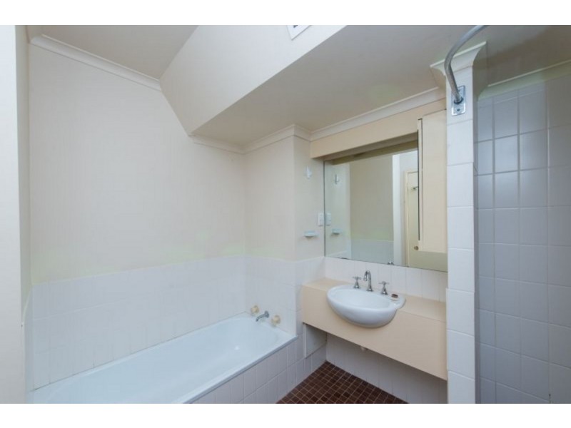 3/8 Howitt Street, Kingston ACT 2604