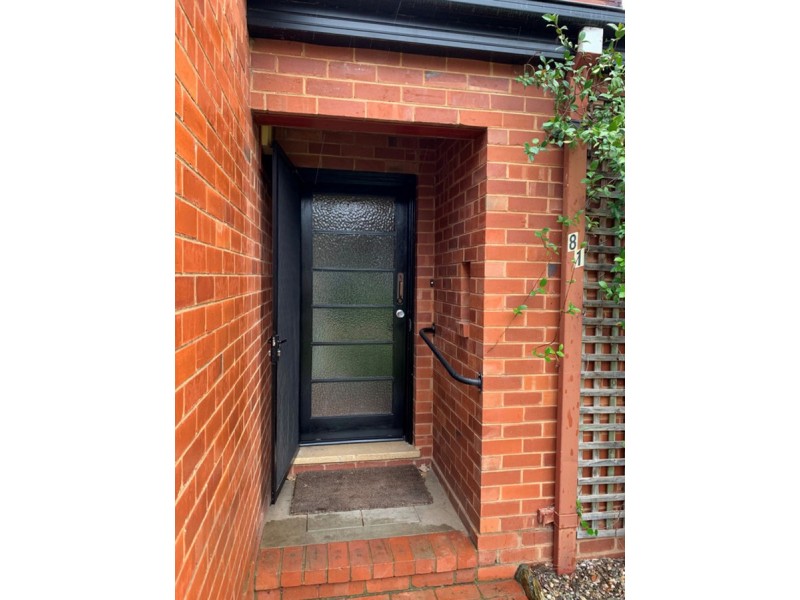 81 Captain Cook Crescent, Narrabundah ACT 2604