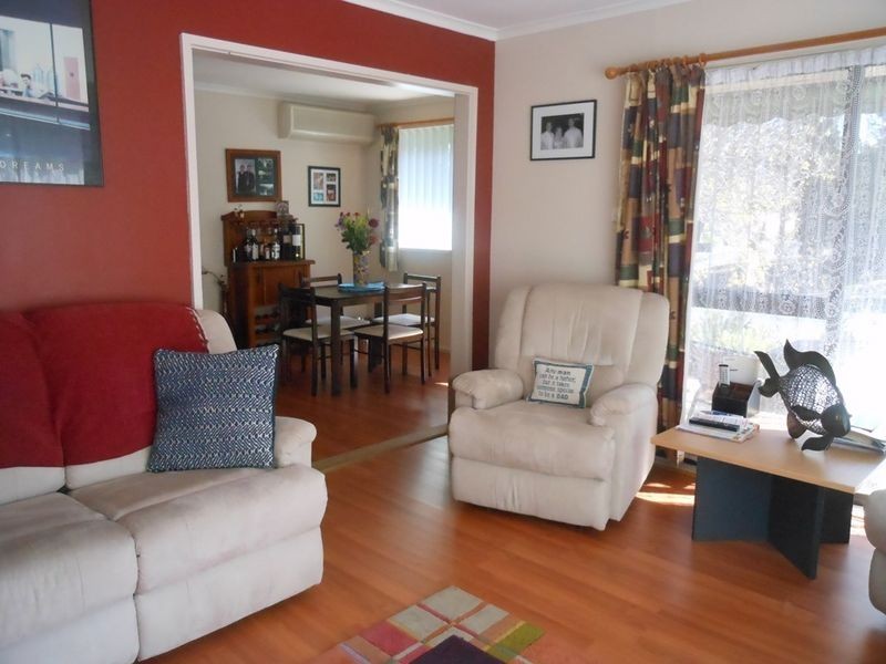 2 Warby Place, Charnwood ACT 2615