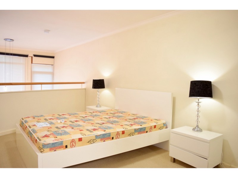 12/18 Captain Cook Crescent, Griffith ACT 2603