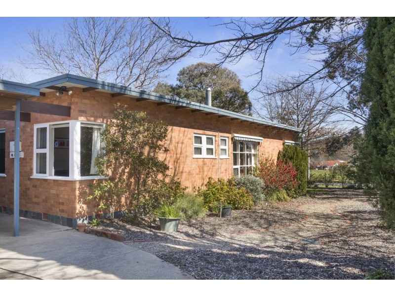 135 La Perouse Street, Narrabundah ACT 2604