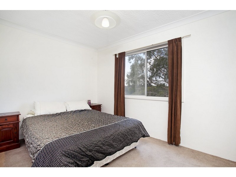 2/102 Henderson Road, Queanbeyan NSW 2620