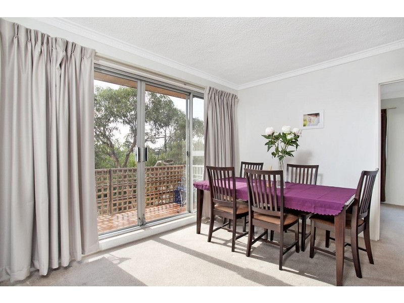 2/102 Henderson Road, Queanbeyan NSW 2620