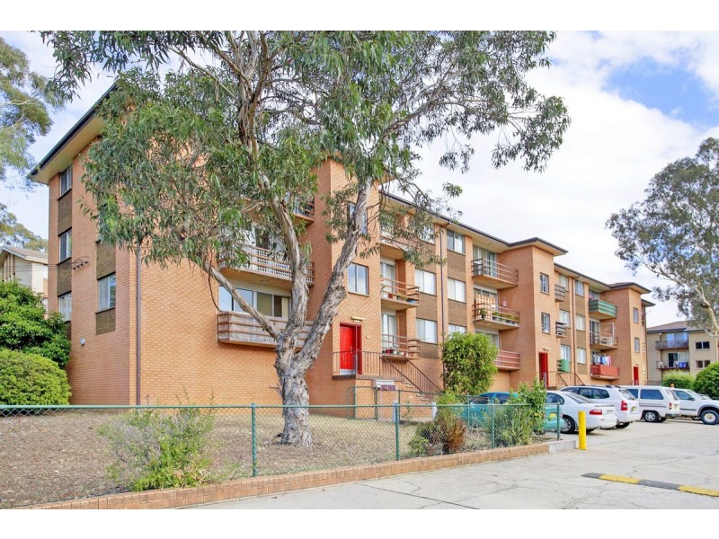 2/102 Henderson Road, Queanbeyan NSW 2620