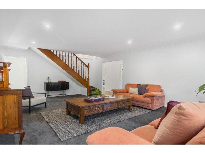 8 Arnhem Place, Red Hill ACT 2603