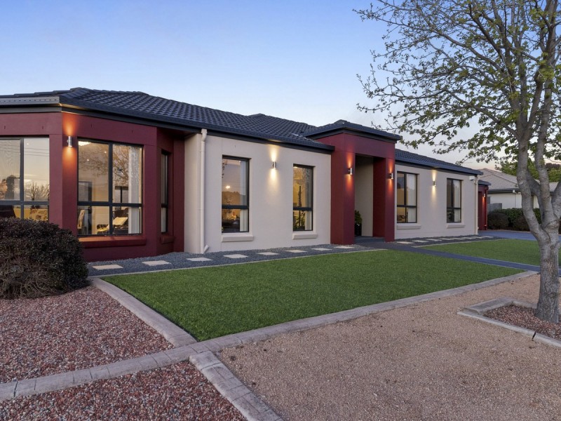 4 Stump Jump Crescent, Dunlop ACT 2615