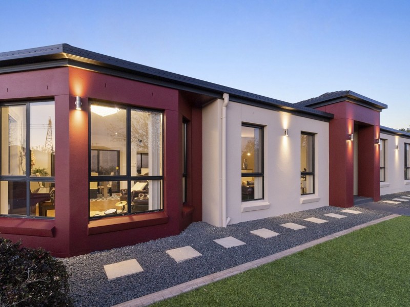 4 Stump Jump Crescent, Dunlop ACT 2615