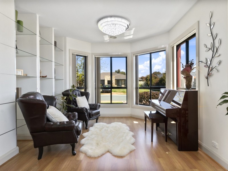 4 Stump Jump Crescent, Dunlop ACT 2615