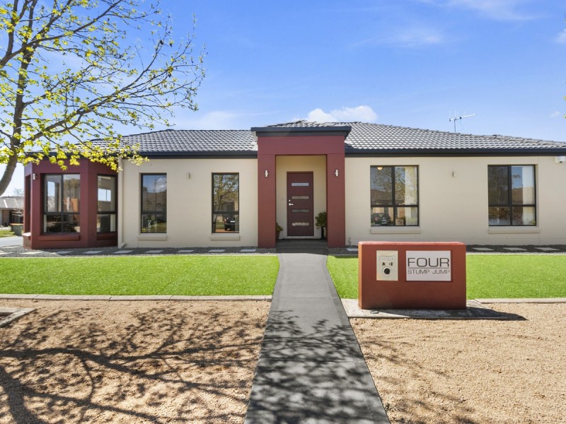 4 Stump Jump Crescent, Dunlop ACT 2615