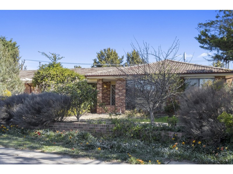 13 Litchfield Place, Gilmore ACT 2905