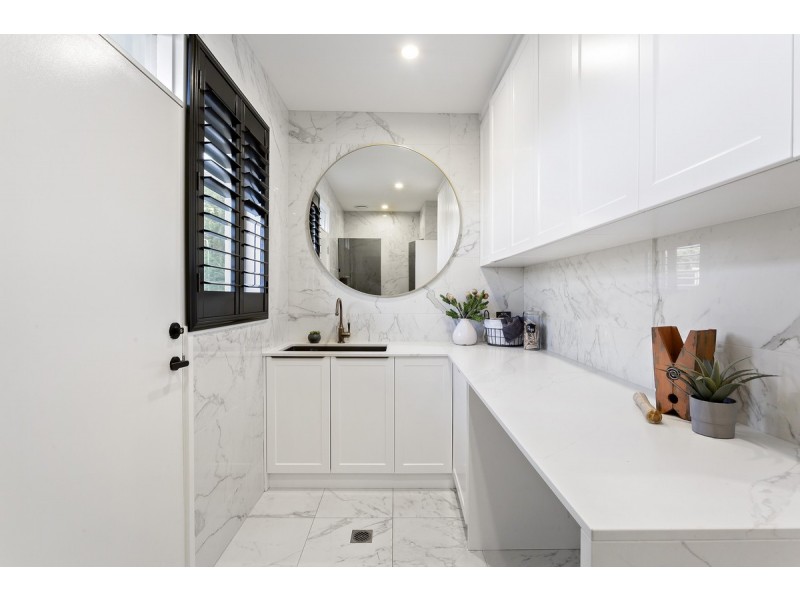 16 Schlich Street, Yarralumla ACT 2600