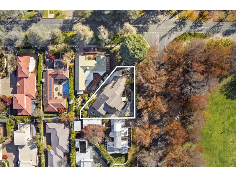 16 Schlich Street, Yarralumla ACT 2600