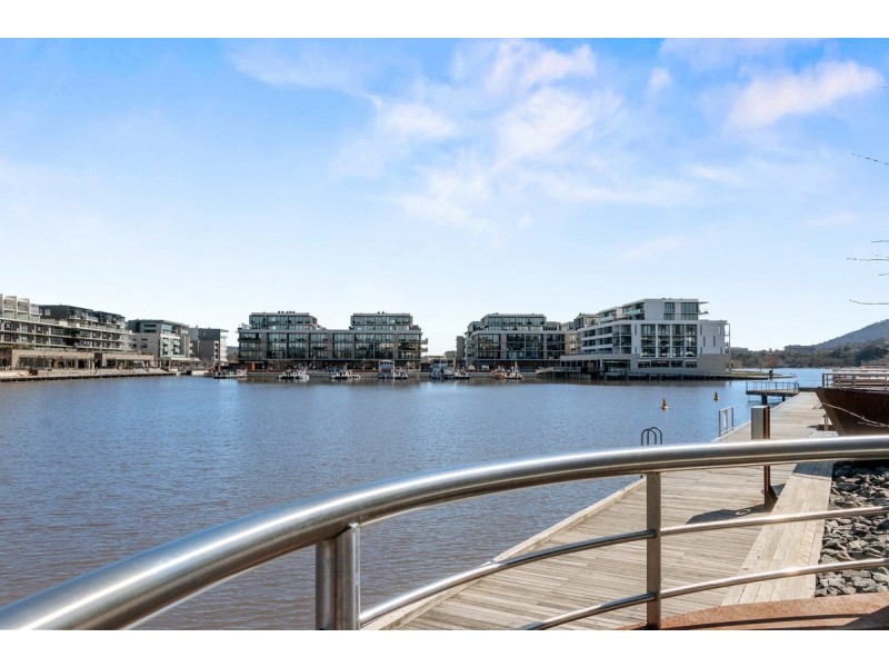 66/46 Honeysett View, Kingston ACT 2604