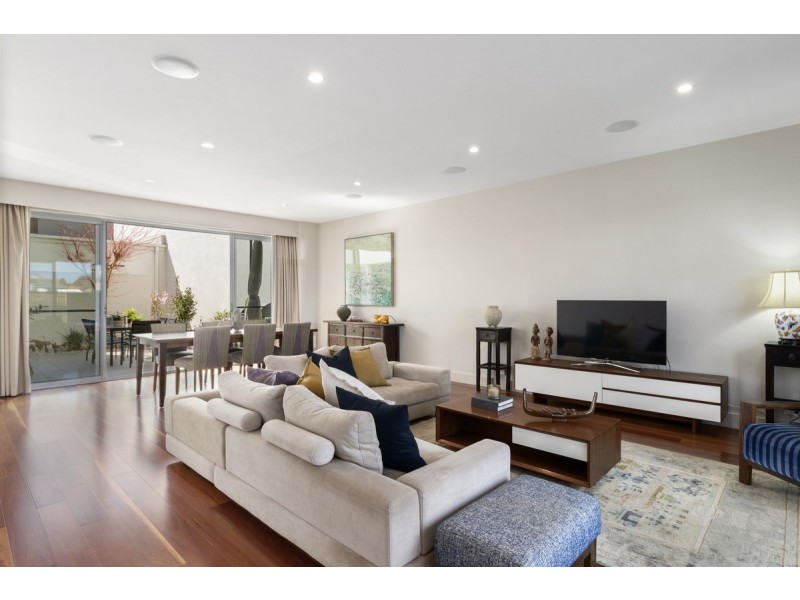 67 Cunningham Street, Kingston ACT 2604