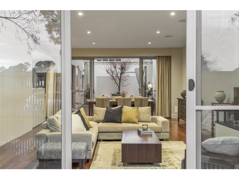 67 Cunningham Street, Kingston ACT 2604