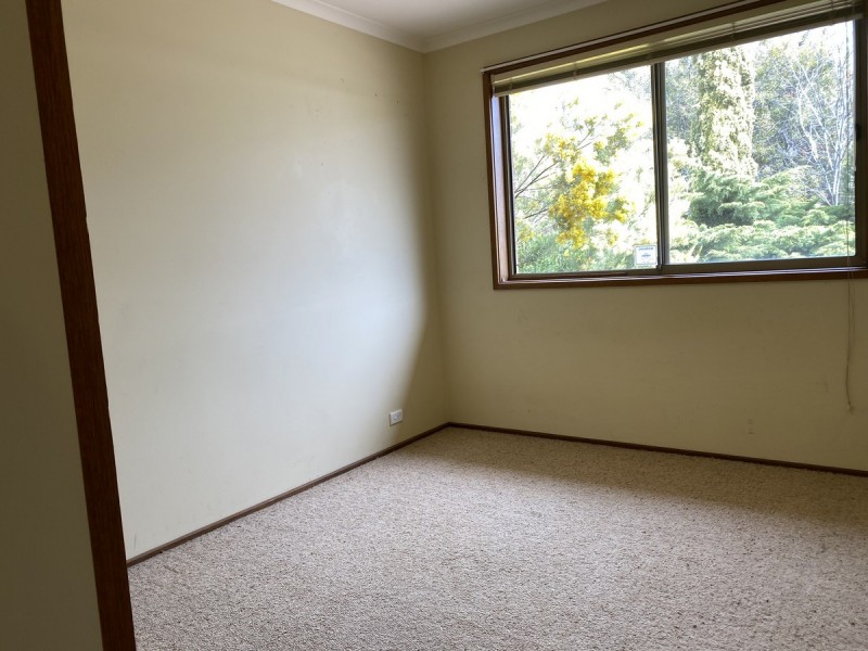 122 Julia Flynn Avenue, Isaacs ACT 2607